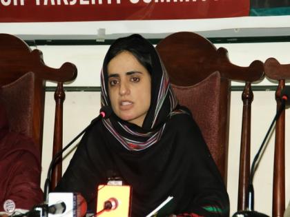 Baloch activist condemns Gwadar fencing project, cites CPEC as cause of encirclement | Baloch activist condemns Gwadar fencing project, cites CPEC as cause of encirclement Baloch activist condemns Gwadar fencing project, cites CPEC as cause of encirclement | Baloch activist condemns Gwadar fencing project, cites CPEC as cause of encirclement