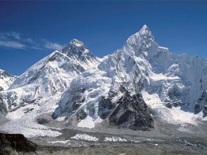 Kenyan, Nepali Climber Binod Babu Found Dead on Mount Everest, Sherpa Guide Still Missing | Kenyan, Nepali Climber Binod Babu Found Dead on Mount Everest, Sherpa Guide Still Missing