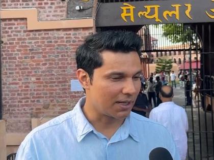 Randeep Hooda visit Andman's Cellular Jail ahead of Savarkar's birth anniversary | Randeep Hooda visit Andman's Cellular Jail ahead of Savarkar's birth anniversary Randeep Hooda visit Andman's Cellular Jail ahead of Savarkar's birth anniversary | Randeep Hooda visit Andman's Cellular Jail ahead of Savarkar's birth anniversary