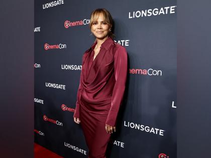 Halle Berry recalls how her 'The Flintstones' role was "big step" for "Black women" in Hollywood | Halle Berry recalls how her 'The Flintstones' role was "big step" for "Black women" in Hollywood Halle Berry recalls how her 'The Flintstones' role was "big step" for "Black women" in Hollywood | Halle Berry recalls how her 'The Flintstones' role was "big step" for "Black women" in Hollywood