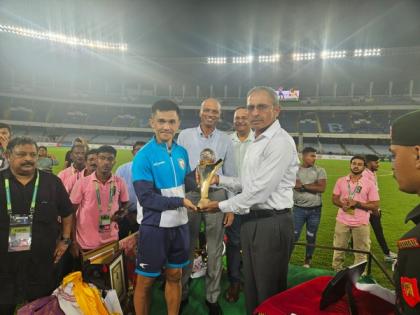 Sunil Chhetri felicitated by Eastern Command of Indian Army | Sunil Chhetri felicitated by Eastern Command of Indian Army Sunil Chhetri felicitated by Eastern Command of Indian Army | Sunil Chhetri felicitated by Eastern Command of Indian Army