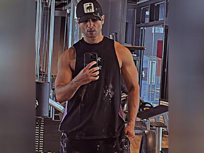 Shahid Kapoor leaves fans drooling with his new gym pic | Shahid Kapoor leaves fans drooling with his new gym pic Shahid Kapoor leaves fans drooling with his new gym pic | Shahid Kapoor leaves fans drooling with his new gym pic