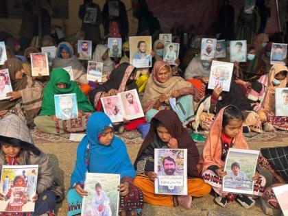 Another Baloch student allegedly abducted, family begins sit-in protest | Another Baloch student allegedly abducted, family begins sit-in protest Another Baloch student allegedly abducted, family begins sit-in protest | Another Baloch student allegedly abducted, family begins sit-in protest
