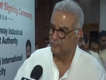Boney Kapoor-led firm signs concession agreement with YEIDA for Noida Film City | Boney Kapoor-led firm signs concession agreement with YEIDA for Noida Film City Boney Kapoor-led firm signs concession agreement with YEIDA for Noida Film City | Boney Kapoor-led firm signs concession agreement with YEIDA for Noida Film City