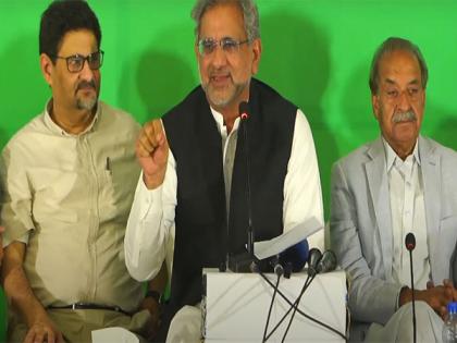 "Will rebuild Pakistan": Ex-PML-N leaders launch new party Awaam Pakistan | "Will rebuild Pakistan": Ex-PML-N leaders launch new party Awaam Pakistan "Will rebuild Pakistan": Ex-PML-N leaders launch new party Awaam Pakistan | "Will rebuild Pakistan": Ex-PML-N leaders launch new party Awaam Pakistan