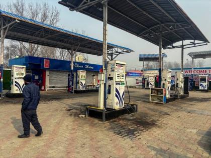 PUC centres in Delhi on strike from Monday, demanding higher rates | PUC centres in Delhi on strike from Monday, demanding higher rates PUC centres in Delhi on strike from Monday, demanding higher rates | PUC centres in Delhi on strike from Monday, demanding higher rates