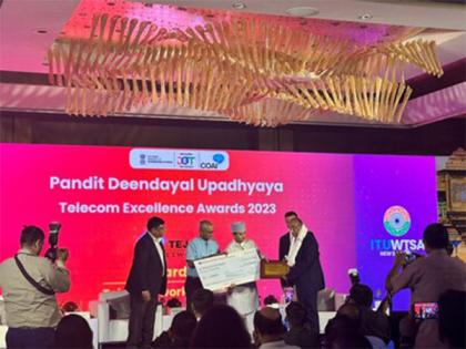 Tejas Networks wins Pandit Deendayal Upadhyaya Telecom Excellence Award from Government of India | Tejas Networks wins Pandit Deendayal Upadhyaya Telecom Excellence Award from Government of India Tejas Networks wins Pandit Deendayal Upadhyaya Telecom Excellence Award from Government of India | Tejas Networks wins Pandit Deendayal Upadhyaya Telecom Excellence Award from Government of India