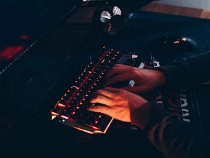 Global cyber outage: Microsoft users report 'blue screen of death' ; flights cancelled | Global cyber outage: Microsoft users report 'blue screen of death' ; flights cancelled