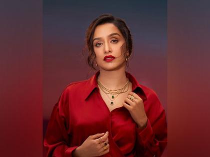 Check Out: Shraddha Kapoor Asks ‘Duniya Mein Sabse Best Laal Cheez Kaunsi Hai?’, Fans React | Check Out: Shraddha Kapoor Asks ‘Duniya Mein Sabse Best Laal Cheez Kaunsi Hai?’, Fans React Check Out: Shraddha Kapoor Asks ‘Duniya Mein Sabse Best Laal Cheez Kaunsi Hai?’, Fans React | Check Out: Shraddha Kapoor Asks ‘Duniya Mein Sabse Best Laal Cheez Kaunsi Hai?’, Fans React