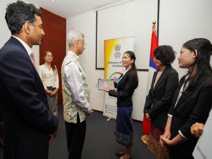 EAM Jaishankar launches Common Yoga protocol in Vientiane | EAM Jaishankar launches Common Yoga protocol in Vientiane EAM Jaishankar launches Common Yoga protocol in Vientiane | EAM Jaishankar launches Common Yoga protocol in Vientiane