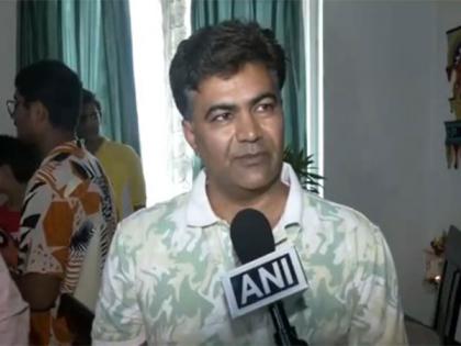 "Win or lose is a part of...": Manu Bhaker's father as daughter finishes fourth in 25m pistol event | "Win or lose is a part of...": Manu Bhaker's father as daughter finishes fourth in 25m pistol event "Win or lose is a part of...": Manu Bhaker's father as daughter finishes fourth in 25m pistol event | "Win or lose is a part of...": Manu Bhaker's father as daughter finishes fourth in 25m pistol event