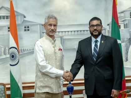 Jaishankar meets Maldives Defence Minister Maumoon, discusses joint initiatives for maritime security | Jaishankar meets Maldives Defence Minister Maumoon, discusses joint initiatives for maritime security Jaishankar meets Maldives Defence Minister Maumoon, discusses joint initiatives for maritime security | Jaishankar meets Maldives Defence Minister Maumoon, discusses joint initiatives for maritime security