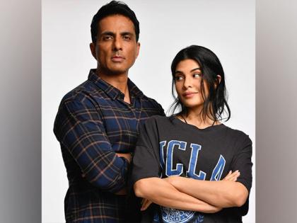 Sonu Sood wishes his 'Fateh' co-star Jacqueline Fernandez on her birthday | Sonu Sood wishes his 'Fateh' co-star Jacqueline Fernandez on her birthday Sonu Sood wishes his 'Fateh' co-star Jacqueline Fernandez on her birthday | Sonu Sood wishes his 'Fateh' co-star Jacqueline Fernandez on her birthday
