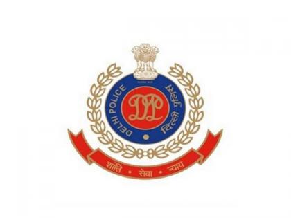 Case registered against woman trying to obtain US visa using fake documents: Delhi Police | Case registered against woman trying to obtain US visa using fake documents: Delhi Police Case registered against woman trying to obtain US visa using fake documents: Delhi Police | Case registered against woman trying to obtain US visa using fake documents: Delhi Police