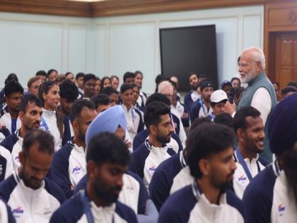 "It is an honour...": PM Modi after meeting Indian contingent of Paris Olympics | "It is an honour...": PM Modi after meeting Indian contingent of Paris Olympics "It is an honour...": PM Modi after meeting Indian contingent of Paris Olympics | "It is an honour...": PM Modi after meeting Indian contingent of Paris Olympics