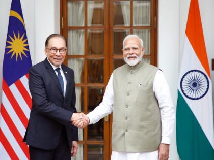 India, Malaysia elevate ties to comprehensive strategic partnership, sign agreements on education, labour, tourism | India, Malaysia elevate ties to comprehensive strategic partnership, sign agreements on education, labour, tourism India, Malaysia elevate ties to comprehensive strategic partnership, sign agreements on education, labour, tourism | India, Malaysia elevate ties to comprehensive strategic partnership, sign agreements on education, labour, tourism