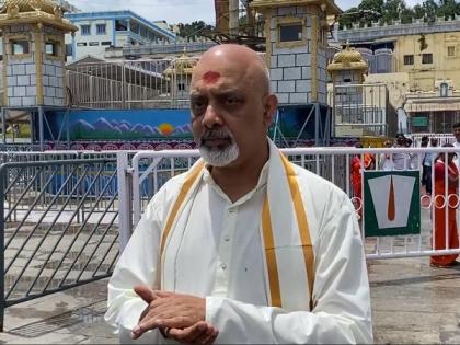 Film lyricist Ramajogayya Sastry visit Tirupati Balaji temple | Film lyricist Ramajogayya Sastry visit Tirupati Balaji temple Film lyricist Ramajogayya Sastry visit Tirupati Balaji temple | Film lyricist Ramajogayya Sastry visit Tirupati Balaji temple