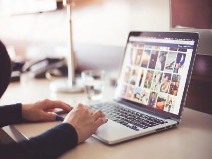 Pakistan govt bars public servants from using social media without permission | Pakistan govt bars public servants from using social media without permission Pakistan govt bars public servants from using social media without permission | Pakistan govt bars public servants from using social media without permission