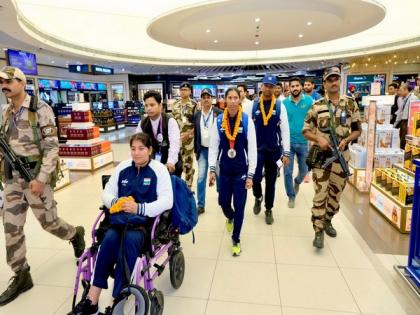 Deepthi Jeevanji arrives in New Delhi after bronze medal triumph at Paris Paralympics | Deepthi Jeevanji arrives in New Delhi after bronze medal triumph at Paris Paralympics Deepthi Jeevanji arrives in New Delhi after bronze medal triumph at Paris Paralympics | Deepthi Jeevanji arrives in New Delhi after bronze medal triumph at Paris Paralympics