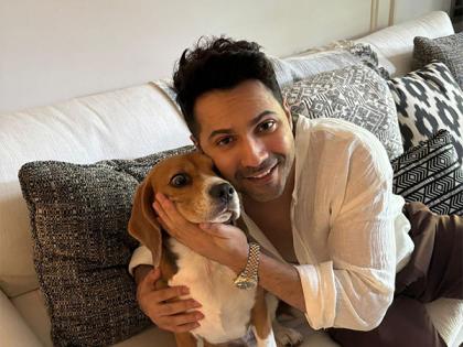 Check out who is this 'Vyakti' whom Varun Dhawan is missing | Check out who is this 'Vyakti' whom Varun Dhawan is missing Check out who is this 'Vyakti' whom Varun Dhawan is missing | Check out who is this 'Vyakti' whom Varun Dhawan is missing