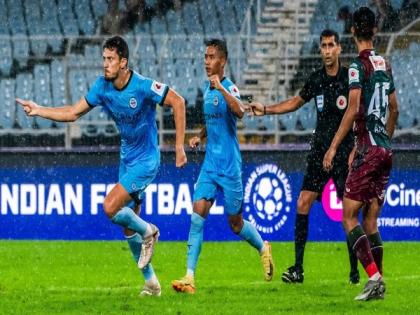 ISL: Mumbai City FC orchestrate remarkable comeback to share spoils with Mohun Bagan Super Giant | ISL: Mumbai City FC orchestrate remarkable comeback to share spoils with Mohun Bagan Super Giant ISL: Mumbai City FC orchestrate remarkable comeback to share spoils with Mohun Bagan Super Giant | ISL: Mumbai City FC orchestrate remarkable comeback to share spoils with Mohun Bagan Super Giant