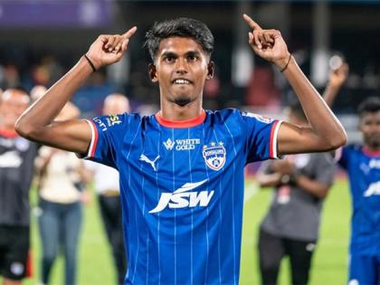 ISL 2024-25: Vinith shines on debut as Bengaluru FC triumphs over East Bengal FC | ISL 2024-25: Vinith shines on debut as Bengaluru FC triumphs over East Bengal FC ISL 2024-25: Vinith shines on debut as Bengaluru FC triumphs over East Bengal FC | ISL 2024-25: Vinith shines on debut as Bengaluru FC triumphs over East Bengal FC