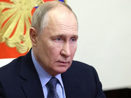 Putin issues "nuclear warning" to the West; signals potential nuclear response to conventional attacks from Ukraine | Putin issues "nuclear warning" to the West; signals potential nuclear response to conventional attacks from Ukraine Putin issues "nuclear warning" to the West; signals potential nuclear response to conventional attacks from Ukraine | Putin issues "nuclear warning" to the West; signals potential nuclear response to conventional attacks from Ukraine
