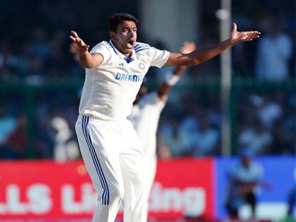 2nd Test: India push for result as Bangladesh scamper for survival (Day 4, Stumps) | 2nd Test: India push for result as Bangladesh scamper for survival (Day 4, Stumps)