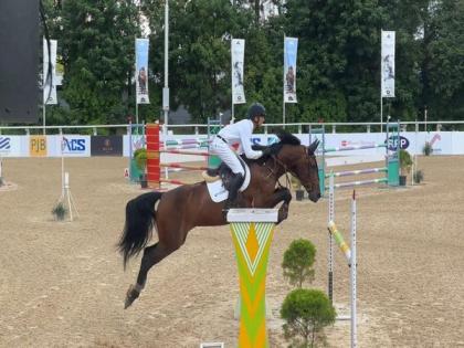 Jai Singh Sabharwal wins gold at Equestrian Premier League Show 2024 | Jai Singh Sabharwal wins gold at Equestrian Premier League Show 2024 Jai Singh Sabharwal wins gold at Equestrian Premier League Show 2024 | Jai Singh Sabharwal wins gold at Equestrian Premier League Show 2024