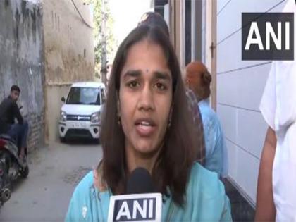"It is everyone's personal decision": Babita Phogat on sister Vinesh Phogat contesting on Congress ticket | "It is everyone's personal decision": Babita Phogat on sister Vinesh Phogat contesting on Congress ticket "It is everyone's personal decision": Babita Phogat on sister Vinesh Phogat contesting on Congress ticket | "It is everyone's personal decision": Babita Phogat on sister Vinesh Phogat contesting on Congress ticket