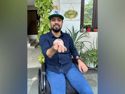 Paralympic medallist Pranav Soorma casts vote in Haryana Assembly Polls | Paralympic medallist Pranav Soorma casts vote in Haryana Assembly Polls Paralympic medallist Pranav Soorma casts vote in Haryana Assembly Polls | Paralympic medallist Pranav Soorma casts vote in Haryana Assembly Polls