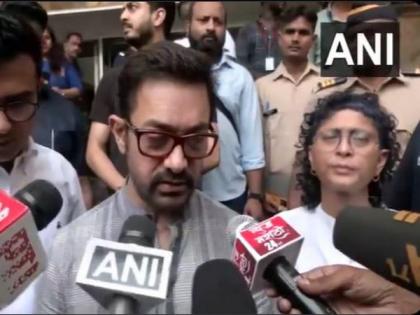 "Sad day for the country": Aamir Khan, Kiran Rao pay last respect to Ratan Tata at his funeral | "Sad day for the country": Aamir Khan, Kiran Rao pay last respect to Ratan Tata at his funeral "Sad day for the country": Aamir Khan, Kiran Rao pay last respect to Ratan Tata at his funeral | "Sad day for the country": Aamir Khan, Kiran Rao pay last respect to Ratan Tata at his funeral