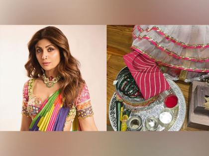 Shilpa Shetty gives glimpse of her Karwa Chauth traditional 'Sargi', don't miss out her cute mehendi | Shilpa Shetty gives glimpse of her Karwa Chauth traditional 'Sargi', don't miss out her cute mehendi Shilpa Shetty gives glimpse of her Karwa Chauth traditional 'Sargi', don't miss out her cute mehendi | Shilpa Shetty gives glimpse of her Karwa Chauth traditional 'Sargi', don't miss out her cute mehendi