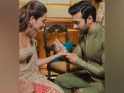 Kriti Kharbanda opts for minimal mehendi on her first Karwa Chauth | Kriti Kharbanda opts for minimal mehendi on her first Karwa Chauth Kriti Kharbanda opts for minimal mehendi on her first Karwa Chauth | Kriti Kharbanda opts for minimal mehendi on her first Karwa Chauth