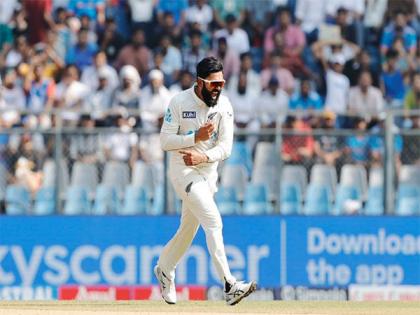 New Zealand spinners' double delight: Vettori, Santner, Patel's five-wicket hauls in single Test matches | New Zealand spinners' double delight: Vettori, Santner, Patel's five-wicket hauls in single Test matches