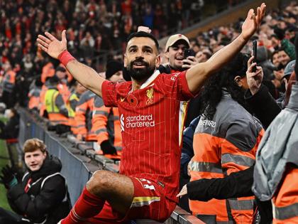 "The way Ronaldo dedicated everything to football is insane": Liverpool winger Mohamed Salah | "The way Ronaldo dedicated everything to football is insane": Liverpool winger Mohamed Salah "The way Ronaldo dedicated everything to football is insane": Liverpool winger Mohamed Salah | "The way Ronaldo dedicated everything to football is insane": Liverpool winger Mohamed Salah