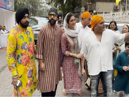 Shilpa Shetty, Raj Kundra visit Gurudwara on Guru Nayak Jayanti | Shilpa Shetty, Raj Kundra visit Gurudwara on Guru Nayak Jayanti Shilpa Shetty, Raj Kundra visit Gurudwara on Guru Nayak Jayanti | Shilpa Shetty, Raj Kundra visit Gurudwara on Guru Nayak Jayanti