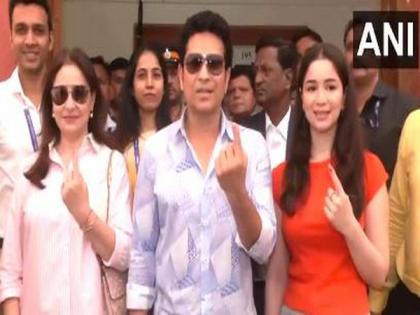 Maharashtra assembly elections: Sachin Tendulkar, wife, daughter cast vote | Maharashtra assembly elections: Sachin Tendulkar, wife, daughter cast vote