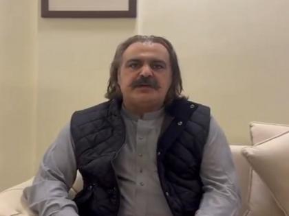 PTI convoys led by Gandapur, Omar Ayub clash with police, face teargas shelling in Punjab | PTI convoys led by Gandapur, Omar Ayub clash with police, face teargas shelling in Punjab PTI convoys led by Gandapur, Omar Ayub clash with police, face teargas shelling in Punjab | PTI convoys led by Gandapur, Omar Ayub clash with police, face teargas shelling in Punjab