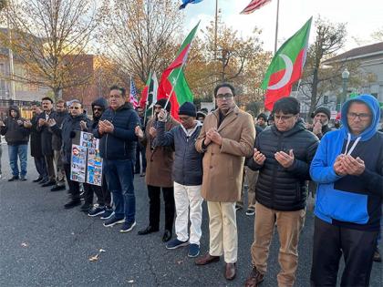 PTI supporters in Washington hold funeral prayers for Islamabad victims | PTI supporters in Washington hold funeral prayers for Islamabad victims PTI supporters in Washington hold funeral prayers for Islamabad victims | PTI supporters in Washington hold funeral prayers for Islamabad victims