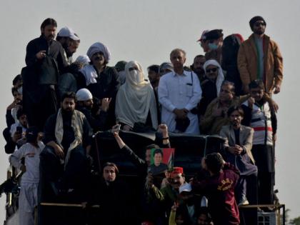Pakistan govt registers cases against Bushra Bibi, KP CM Gandapur over PTI march | Pakistan govt registers cases against Bushra Bibi, KP CM Gandapur over PTI march Pakistan govt registers cases against Bushra Bibi, KP CM Gandapur over PTI march | Pakistan govt registers cases against Bushra Bibi, KP CM Gandapur over PTI march