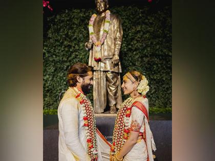 Check out new pics from Naga Chaitanya-Sobhita Dhulipala's wedding | Check out new pics from Naga Chaitanya-Sobhita Dhulipala's wedding Check out new pics from Naga Chaitanya-Sobhita Dhulipala's wedding | Check out new pics from Naga Chaitanya-Sobhita Dhulipala's wedding
