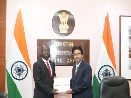 India, Rwanda hold second Foreign Office Consultations, conduct comprehensive review of bilateral relations | India, Rwanda hold second Foreign Office Consultations, conduct comprehensive review of bilateral relations India, Rwanda hold second Foreign Office Consultations, conduct comprehensive review of bilateral relations | India, Rwanda hold second Foreign Office Consultations, conduct comprehensive review of bilateral relations