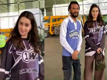 Shraddha Kapoor rocks casual look at Mumbai Airport, poses with fans | Shraddha Kapoor rocks casual look at Mumbai Airport, poses with fans Shraddha Kapoor rocks casual look at Mumbai Airport, poses with fans | Shraddha Kapoor rocks casual look at Mumbai Airport, poses with fans