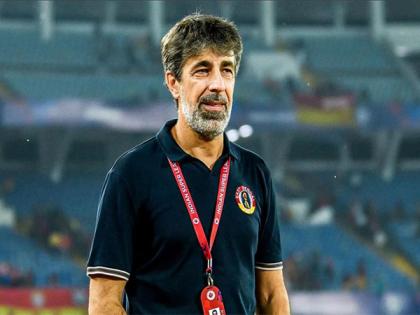 Oscar Bruzon urges East Bengal FC fans to turn up in numbers amid injury crisis | Oscar Bruzon urges East Bengal FC fans to turn up in numbers amid injury crisis Oscar Bruzon urges East Bengal FC fans to turn up in numbers amid injury crisis | Oscar Bruzon urges East Bengal FC fans to turn up in numbers amid injury crisis