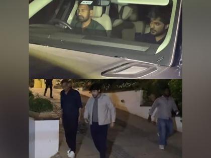Manchu Vishnu, Siddu Jonnalagadda and other Tollywood celebs meet Allu Arjun after his release from jail | Manchu Vishnu, Siddu Jonnalagadda and other Tollywood celebs meet Allu Arjun after his release from jail Manchu Vishnu, Siddu Jonnalagadda and other Tollywood celebs meet Allu Arjun after his release from jail | Manchu Vishnu, Siddu Jonnalagadda and other Tollywood celebs meet Allu Arjun after his release from jail
