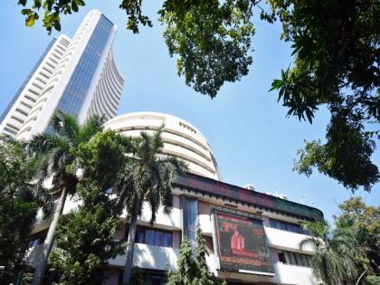 Sensex Nifty open in red, all-time high trade deficit in Nov dampen market sentiments | Sensex Nifty open in red, all-time high trade deficit in Nov dampen market sentiments Sensex Nifty open in red, all-time high trade deficit in Nov dampen market sentiments | Sensex Nifty open in red, all-time high trade deficit in Nov dampen market sentiments