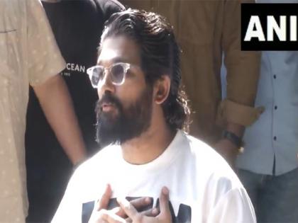 Sandhya Theatre Tragedy: Case registered against 6 people for pelting stones, vandalising Allu Arjun's residence | Sandhya Theatre Tragedy: Case registered against 6 people for pelting stones, vandalising Allu Arjun's residence Sandhya Theatre Tragedy: Case registered against 6 people for pelting stones, vandalising Allu Arjun's residence | Sandhya Theatre Tragedy: Case registered against 6 people for pelting stones, vandalising Allu Arjun's residence