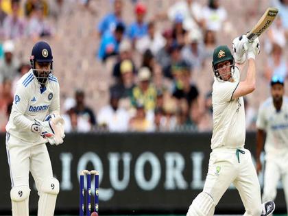 Ravi Shastri hails Steven Smith's knock on Day 1 of Melbourne Test | Ravi Shastri hails Steven Smith's knock on Day 1 of Melbourne Test