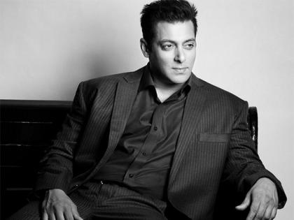 From Prem to Chulbul Pandey: Revisiting Salman Khan's cinematic journey on his birthday | From Prem to Chulbul Pandey: Revisiting Salman Khan's cinematic journey on his birthday From Prem to Chulbul Pandey: Revisiting Salman Khan's cinematic journey on his birthday | From Prem to Chulbul Pandey: Revisiting Salman Khan's cinematic journey on his birthday